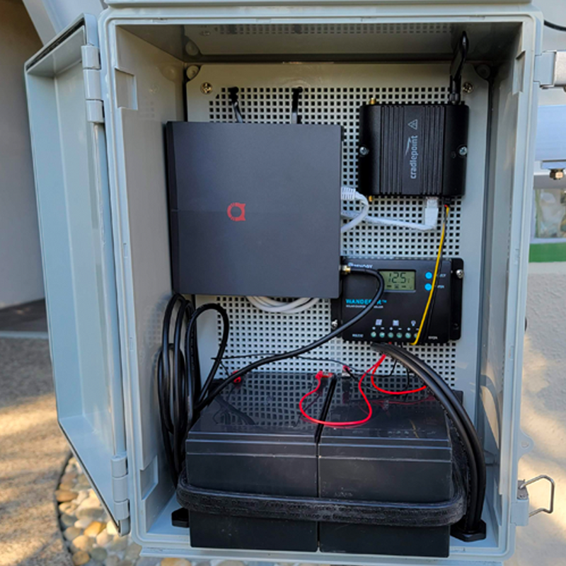 SensorWorks LoRa/LPWAN Solar Kit with 100W Panel for Helium Miners